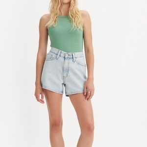 Levi’s 80s Mom Jeans - excellent used condition